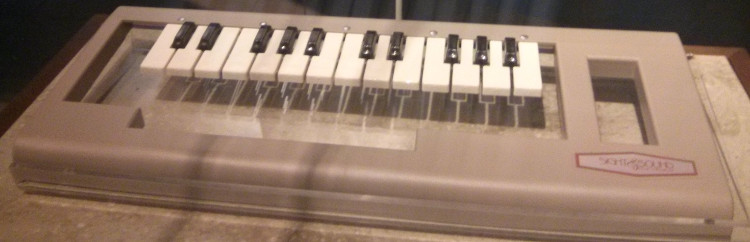 Incredible Music Keyboard